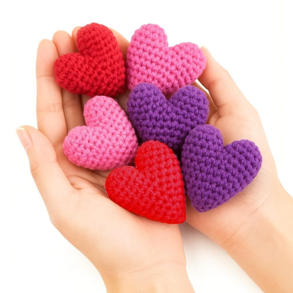 7634 Handmade Crochet Hearts – Set of 6, Romantic Home Decorations, Bowl